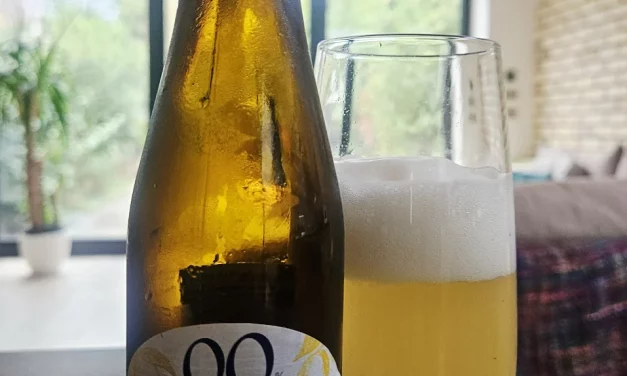 Alcohol-free Hoegarden Radler