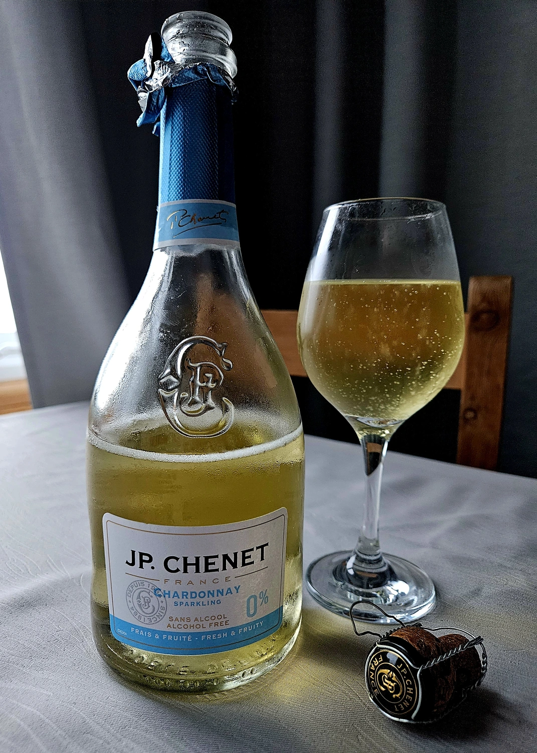 Alcohol-free sparkling chardonnay
